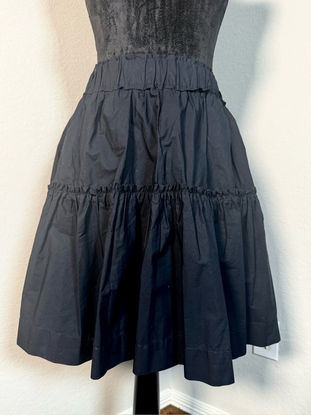NWT Maeve Anthropologie Full Tiered Skirt in Black Cotton Poplin size M